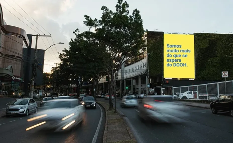 ATEN&Ccedil;&Atilde;O CAPTURADA, DECIS&Atilde;O IMEDIATA: O PODER DO OOH NO IMPULSO DE COMPRA