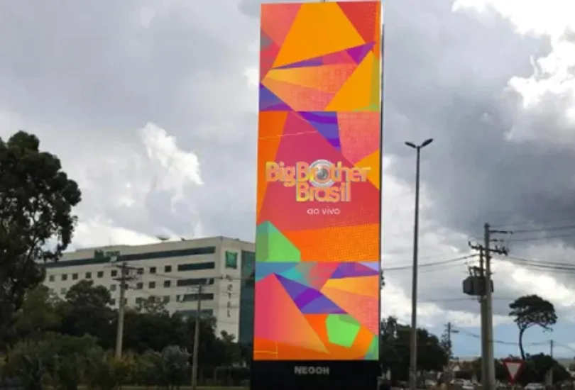 ANUNCIAR EM PAINEIS DE LED NO MARANHAO, MODERNIDADE E IMPACTO VISUAL 