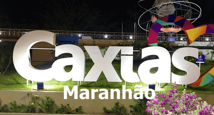 Loca&ccedil;&atilde;o de Outdoor em Caxias 